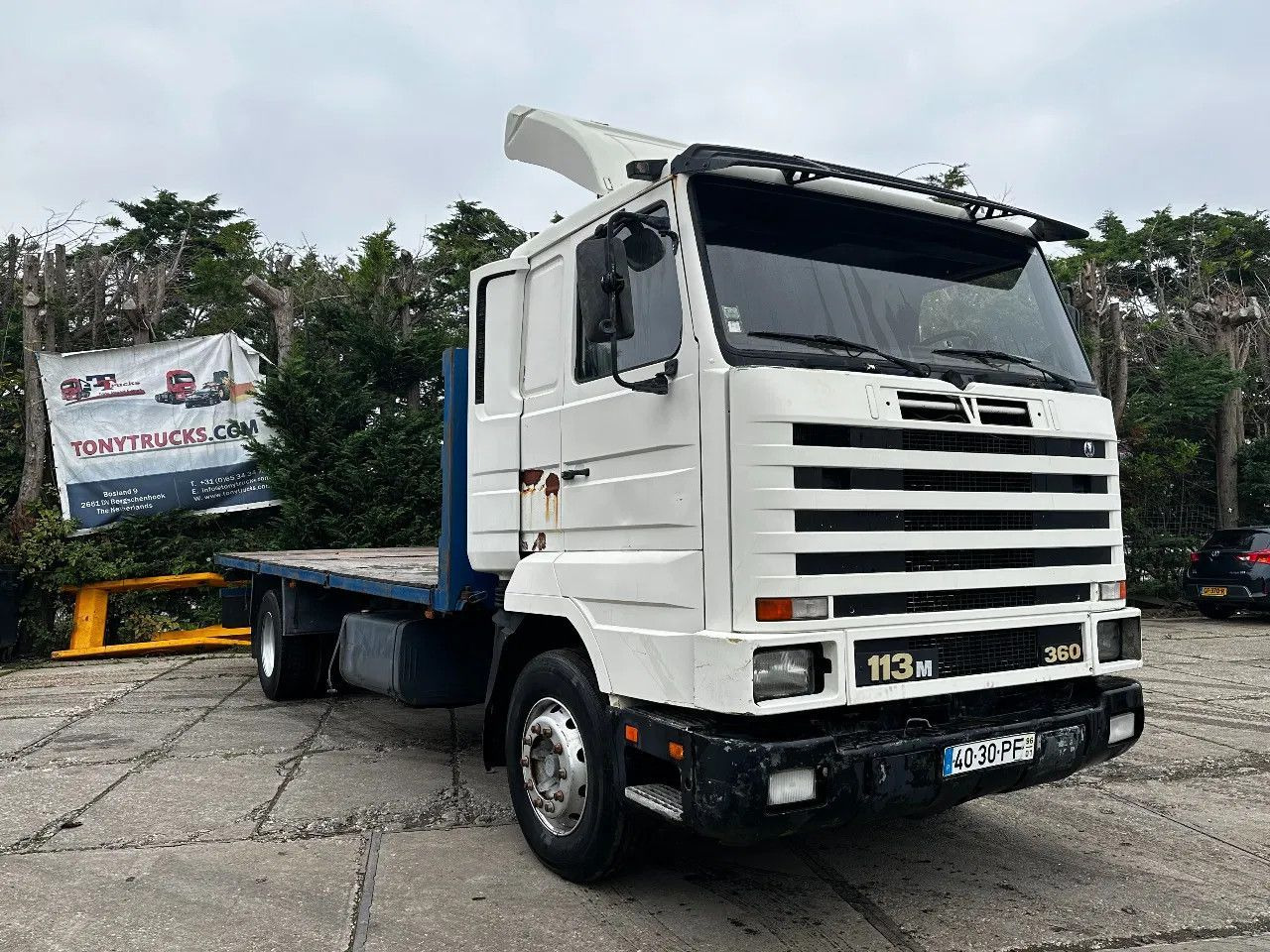Scania P113-360 4X2 Platform Manual Gear Retarder Scania P113-360 4X2 Platform Manual Gear Retarder - Camión caja abierta: foto 1 Scania P113-360 4X2 Platform Manual Gear Retarder Scania P113-360 4X2 Platform Manual Gear Retarder - Camión caja abierta: foto 1