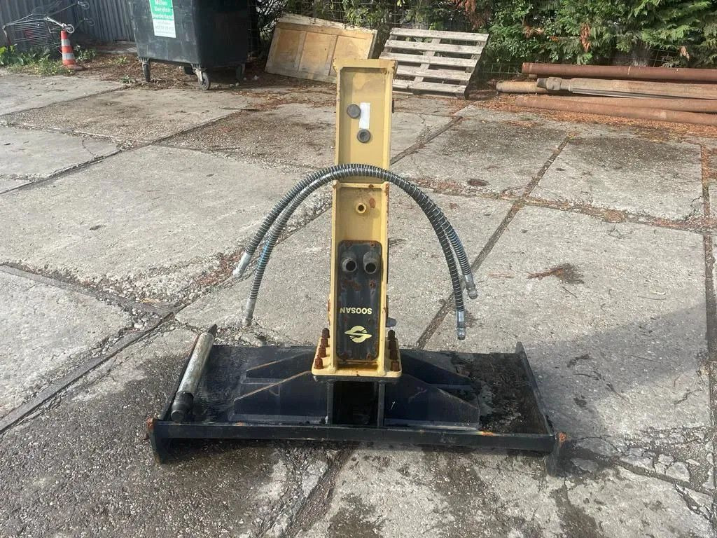 Soosan SB30 Hydraulic Breaker Skid steer - Martillo hidráulico para Maquinaria de construcción: foto 3 Soosan SB30 Hydraulic Breaker Skid steer - Martillo hidráulico para Maquinaria de construcción: foto 3