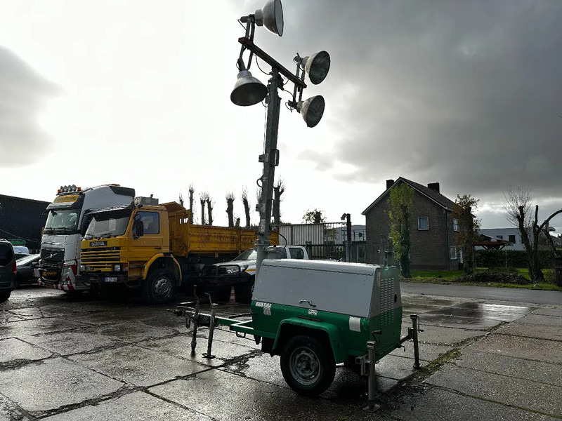 Terex AL4050 Towerlight 4X1000 Watt Lights - Torre de iluminación: foto 4 Terex AL4050 Towerlight 4X1000 Watt Lights - Torre de iluminación: foto 4