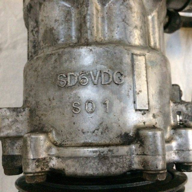 A/C Compressor with electro-magnetic coupling - Compresor de aire acondicionado para Equipo de manutención: foto 4 A/C Compressor with electro-magnetic coupling - Compresor de aire acondicionado para Equipo de manutención: foto 4