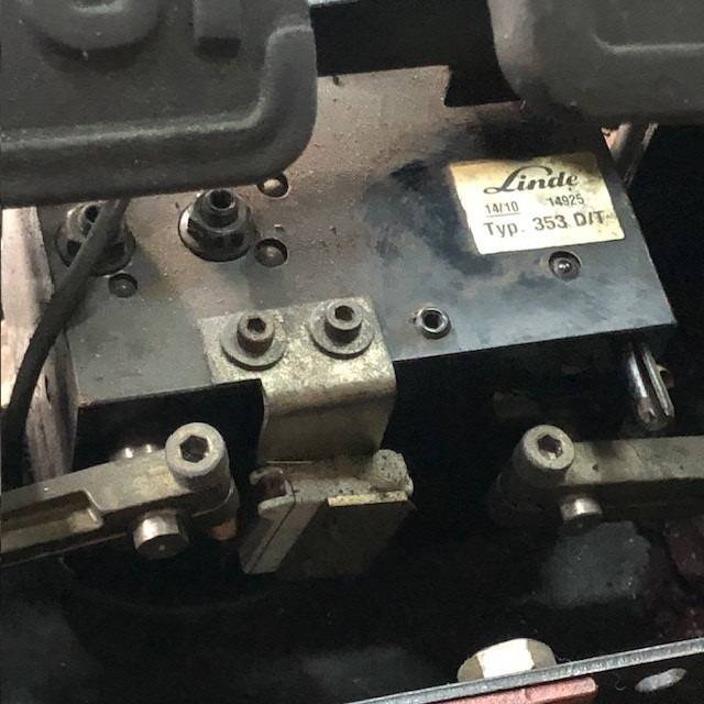 Accelerator for Linde 353 - Pedal para Equipo de manutención: foto 1 Accelerator for Linde 353 - Pedal para Equipo de manutención: foto 1