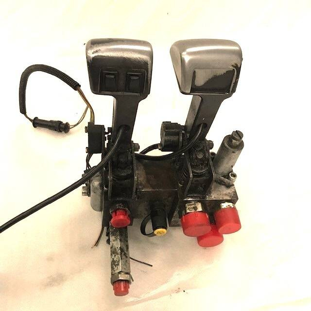 Distribution block for Still/Wagner - Válvula hidráulica para Equipo de manutención: foto 1 Distribution block for Still/Wagner - Válvula hidráulica para Equipo de manutención: foto 1