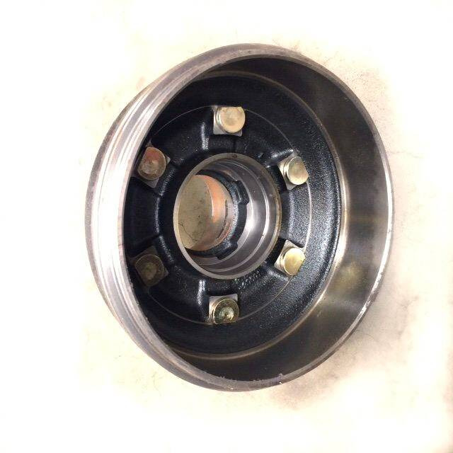 Drum brake for Caterpillar / Mitsubishi - Piezas de freno para Equipo de manutención: foto 1 Drum brake for Caterpillar / Mitsubishi - Piezas de freno para Equipo de manutención: foto 1