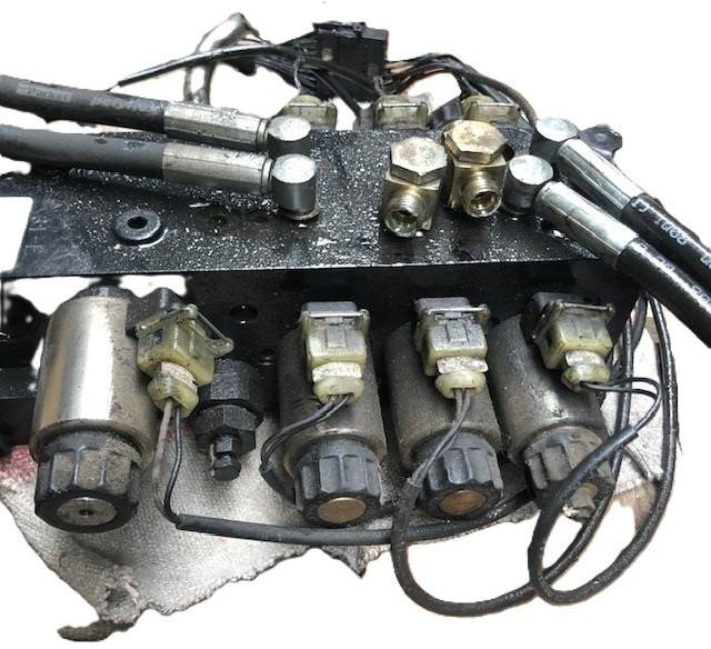 Hydraulic control valve for Still - Válvula hidráulica para Equipo de manutención: foto 3 Hydraulic control valve for Still - Válvula hidráulica para Equipo de manutención: foto 3