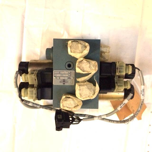 Hydraulic control valve for Still - Válvula hidráulica para Equipo de manutención: foto 2 Hydraulic control valve for Still - Válvula hidráulica para Equipo de manutención: foto 2