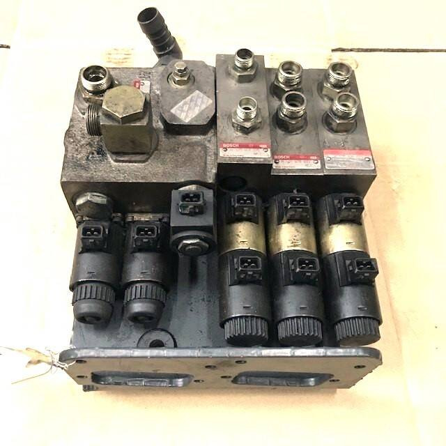 Hydraulic control valve for Still R20-18 - Válvula hidráulica para Equipo de manutención: foto 2 Hydraulic control valve for Still R20-18 - Válvula hidráulica para Equipo de manutención: foto 2