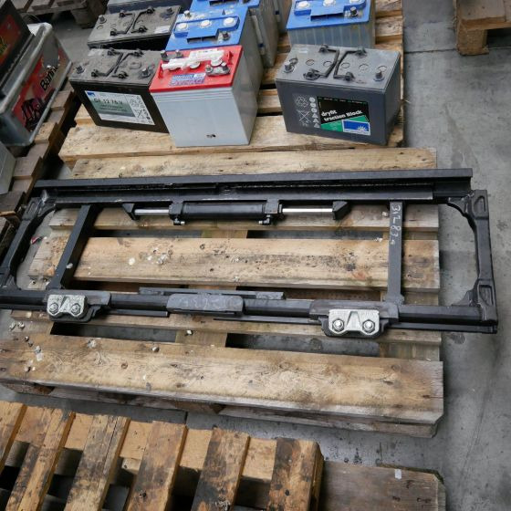 Cascade Sideshift 1400 mm - Implemento para Equipo de manutención: foto 1 Cascade Sideshift 1400 mm - Implemento para Equipo de manutención: foto 1