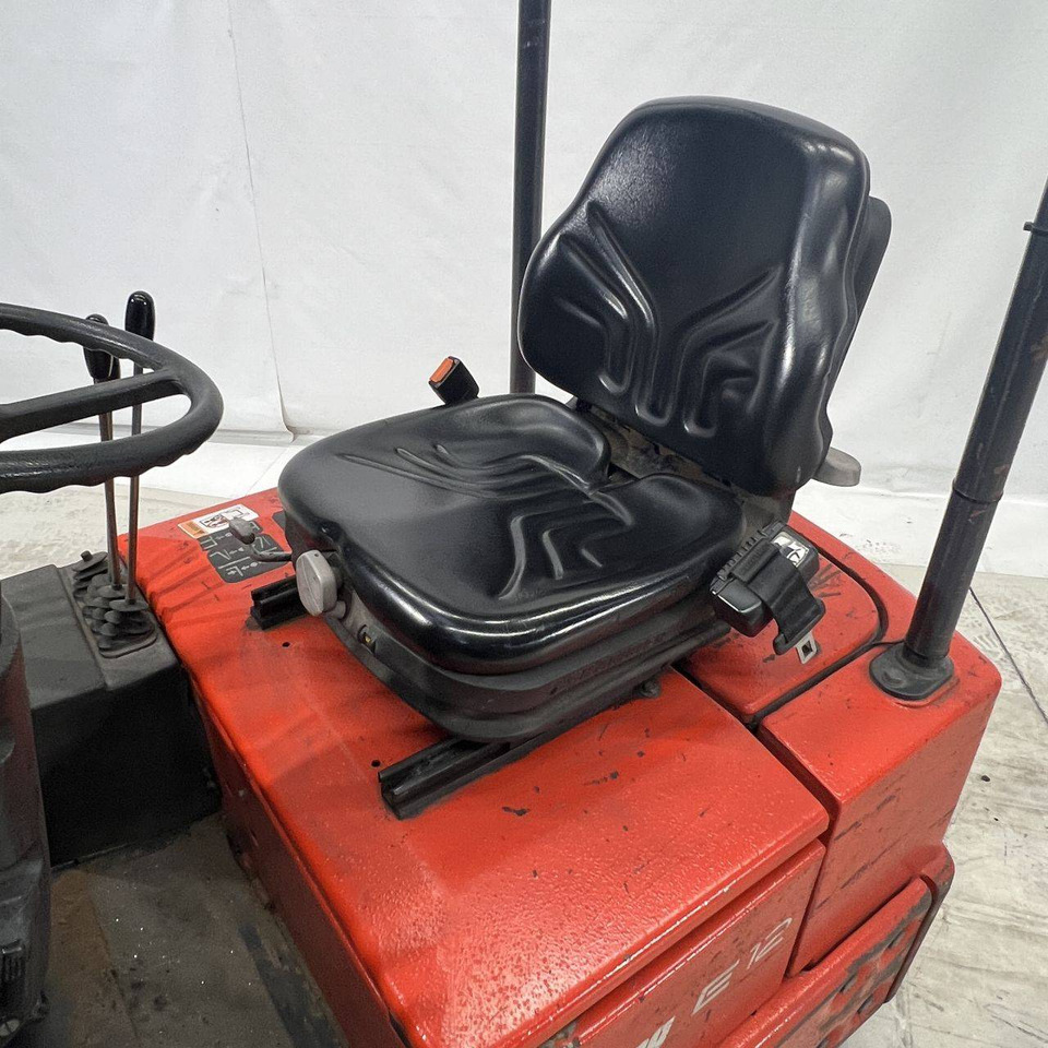 Linde E12 (324) - Carretilla elevadora eléctrica: foto 4 Linde E12 (324) - Carretilla elevadora eléctrica: foto 4