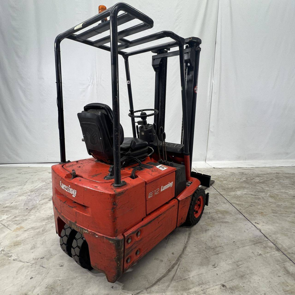 Linde E12 (324) - Carretilla elevadora eléctrica: foto 2 Linde E12 (324) - Carretilla elevadora eléctrica: foto 2