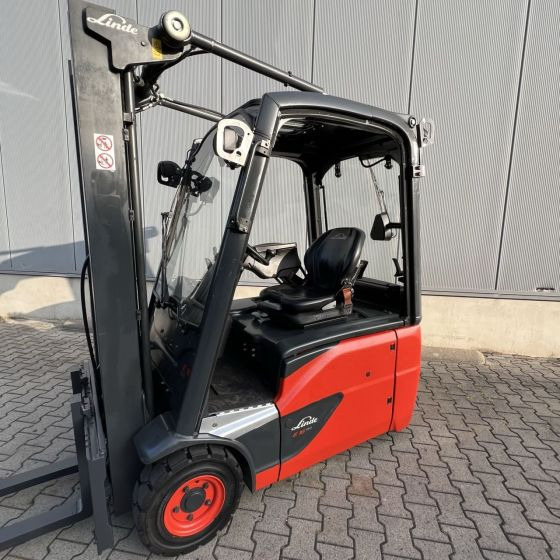 Linde E16 (386-02) EVO - Carretilla elevadora eléctrica: foto 1 Linde E16 (386-02) EVO - Carretilla elevadora eléctrica: foto 1