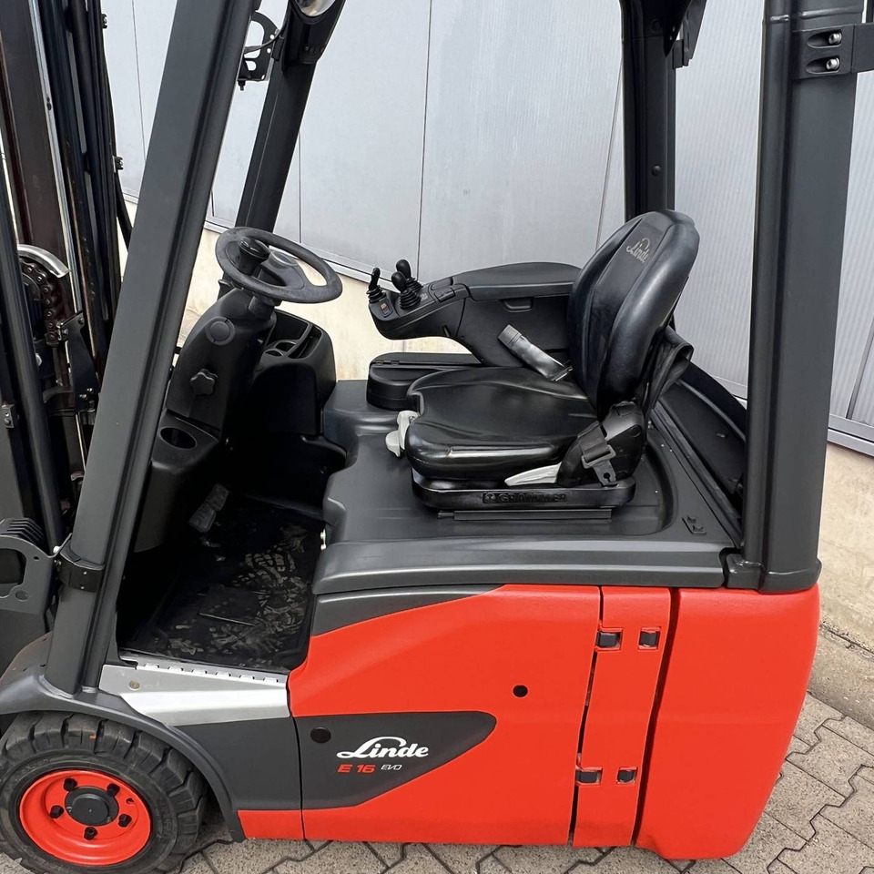 Linde E16C (386-02) EVO - Carretilla elevadora eléctrica: foto 2 Linde E16C (386-02) EVO - Carretilla elevadora eléctrica: foto 2
