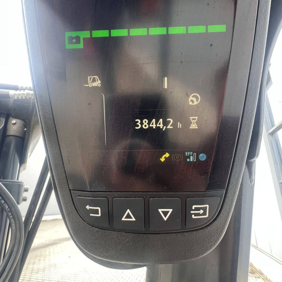 Carretilla elevadora eléctrica Linde E16H (386-02) EVO: foto 8 Carretilla elevadora eléctrica Linde E16H (386-02) EVO: foto 8