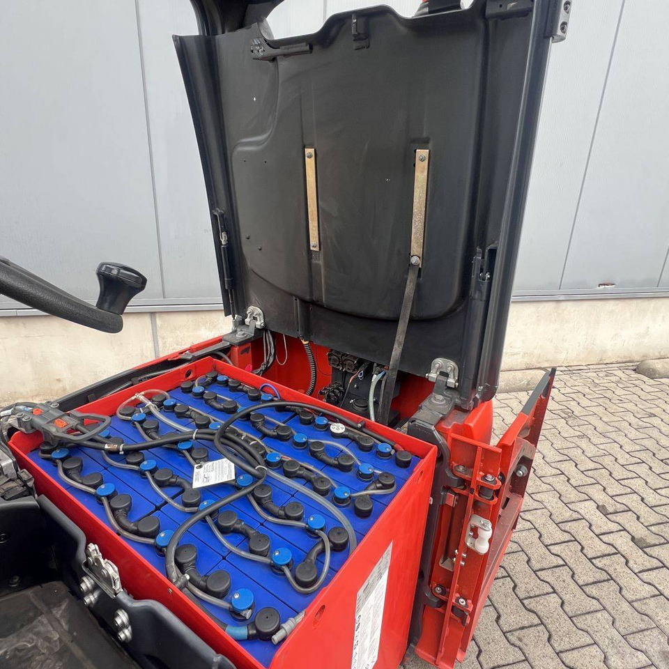 Carretilla elevadora eléctrica Linde E16H (386-02) EVO: foto 15 Carretilla elevadora eléctrica Linde E16H (386-02) EVO: foto 15