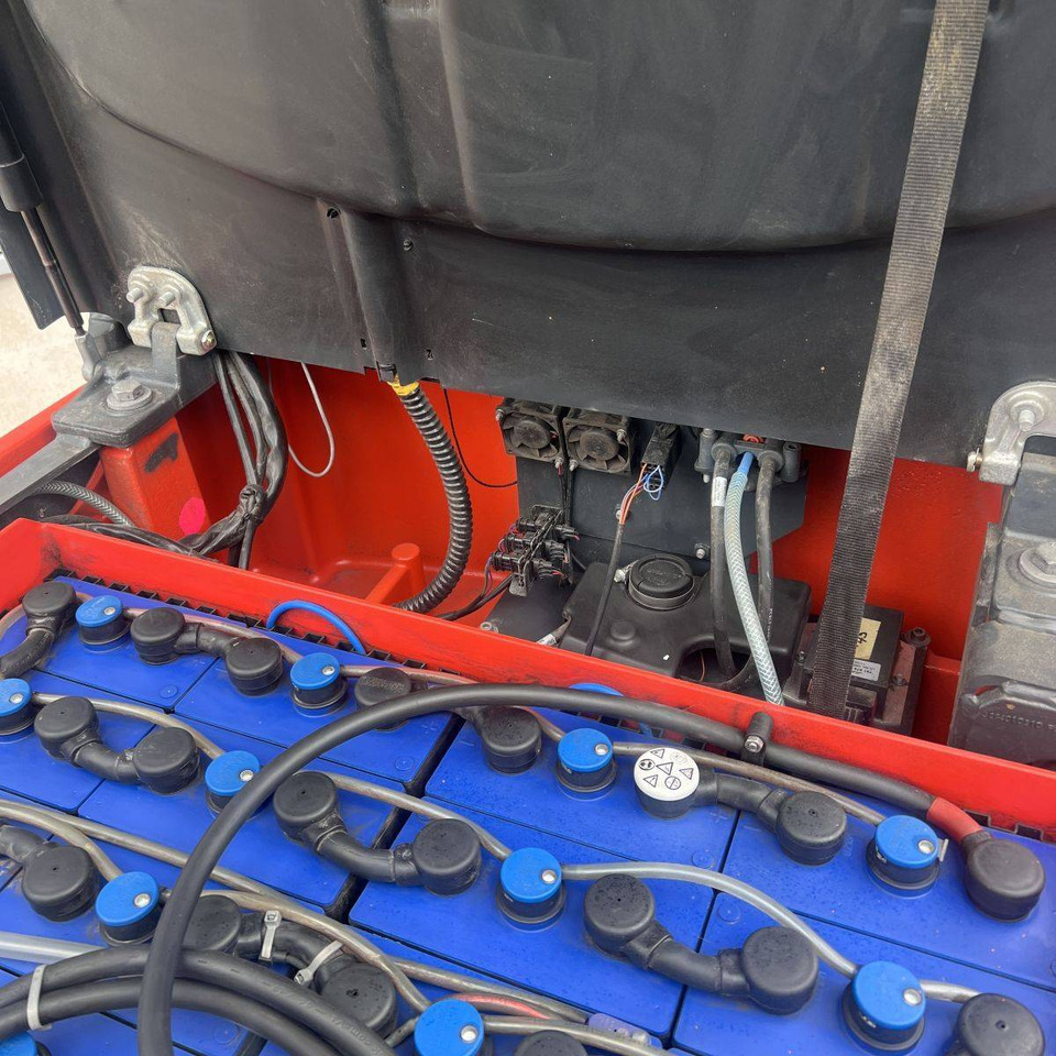 Carretilla elevadora eléctrica Linde E16H (386-02) EVO: foto 16 Carretilla elevadora eléctrica Linde E16H (386-02) EVO: foto 16