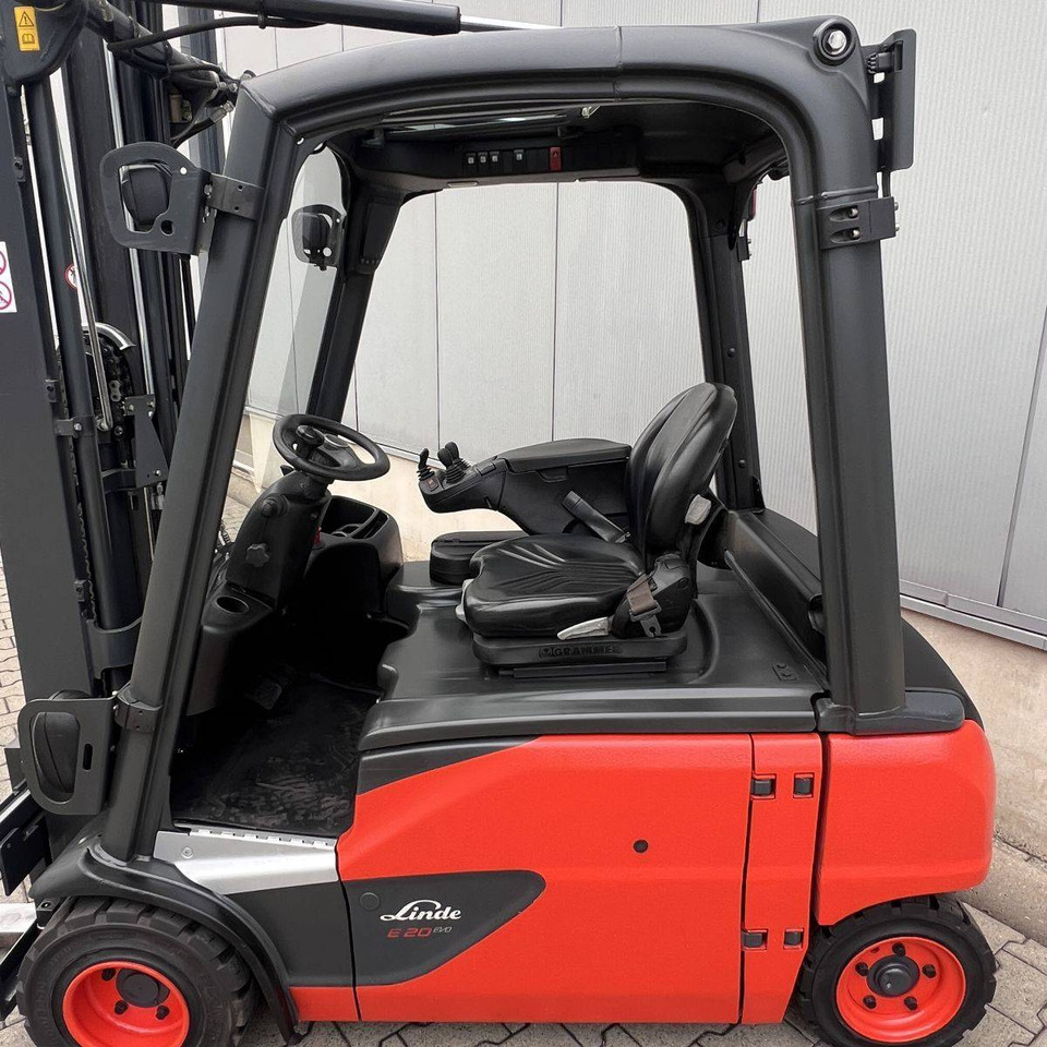 Linde E20PL (386-02) EVO - Carretilla elevadora eléctrica: foto 5 Linde E20PL (386-02) EVO - Carretilla elevadora eléctrica: foto 5