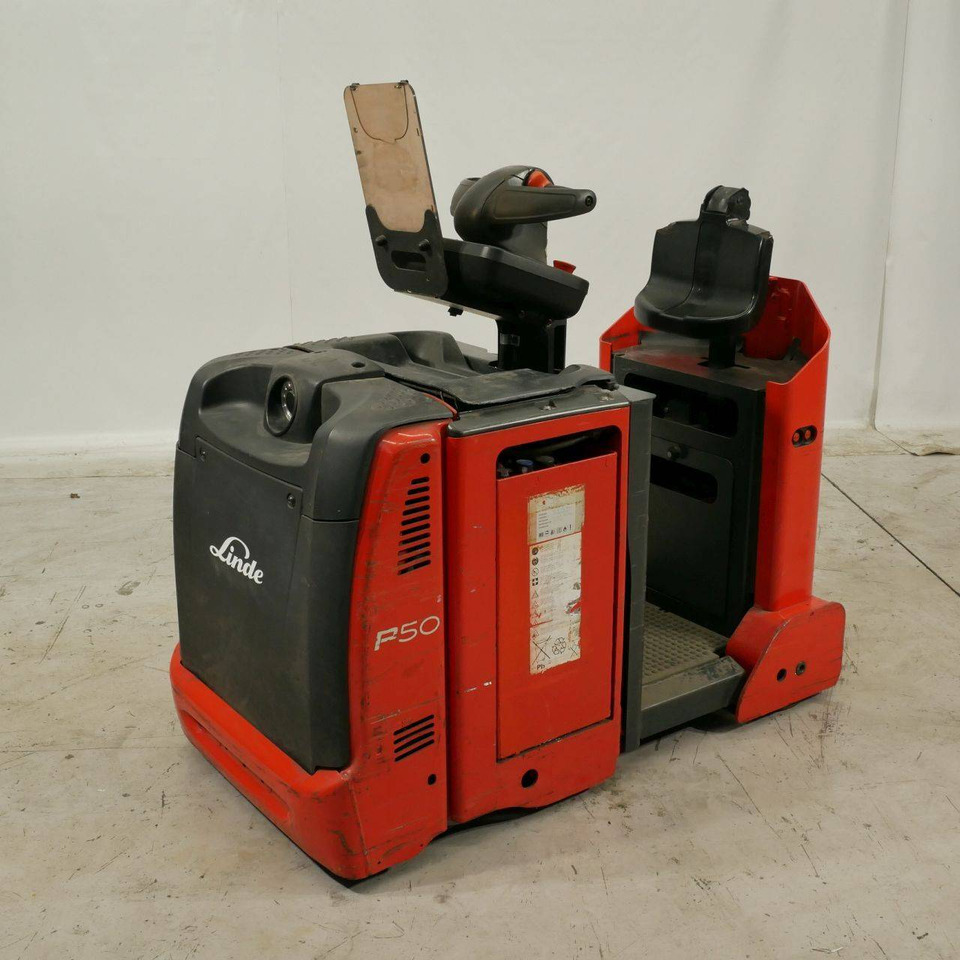 Linde P50C (1190) - Remolcadora: foto 1 Linde P50C (1190) - Remolcadora: foto 1