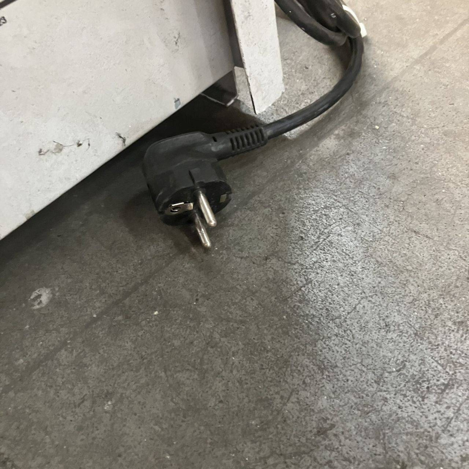 Benning 24V/50A Eurotron - Recambio para Equipo de manutención: foto 5 Benning 24V/50A Eurotron - Recambio para Equipo de manutención: foto 5