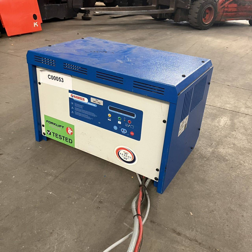 Hawker E24V/30A - Recambio para Equipo de manutención: foto 1 Hawker E24V/30A - Recambio para Equipo de manutención: foto 1