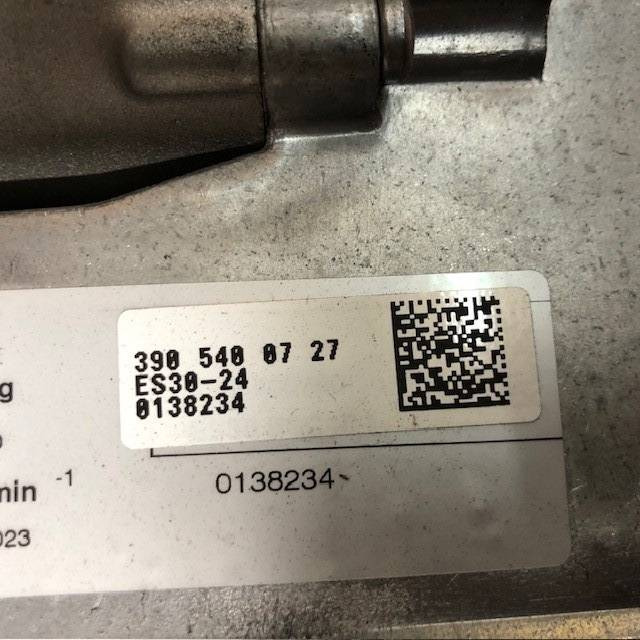 Steering motor ES30-24 for Linde 133 Series - Dirección para Equipo de manutención: foto 4 Steering motor ES30-24 for Linde 133 Series - Dirección para Equipo de manutención: foto 4