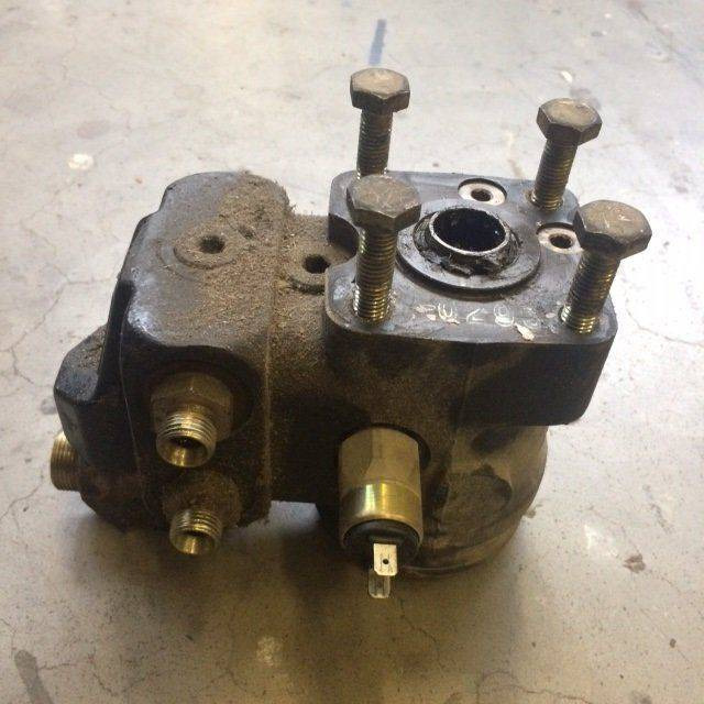 Steering unit for Jungheinrich - Dirección para Equipo de manutención: foto 1 Steering unit for Jungheinrich - Dirección para Equipo de manutención: foto 1