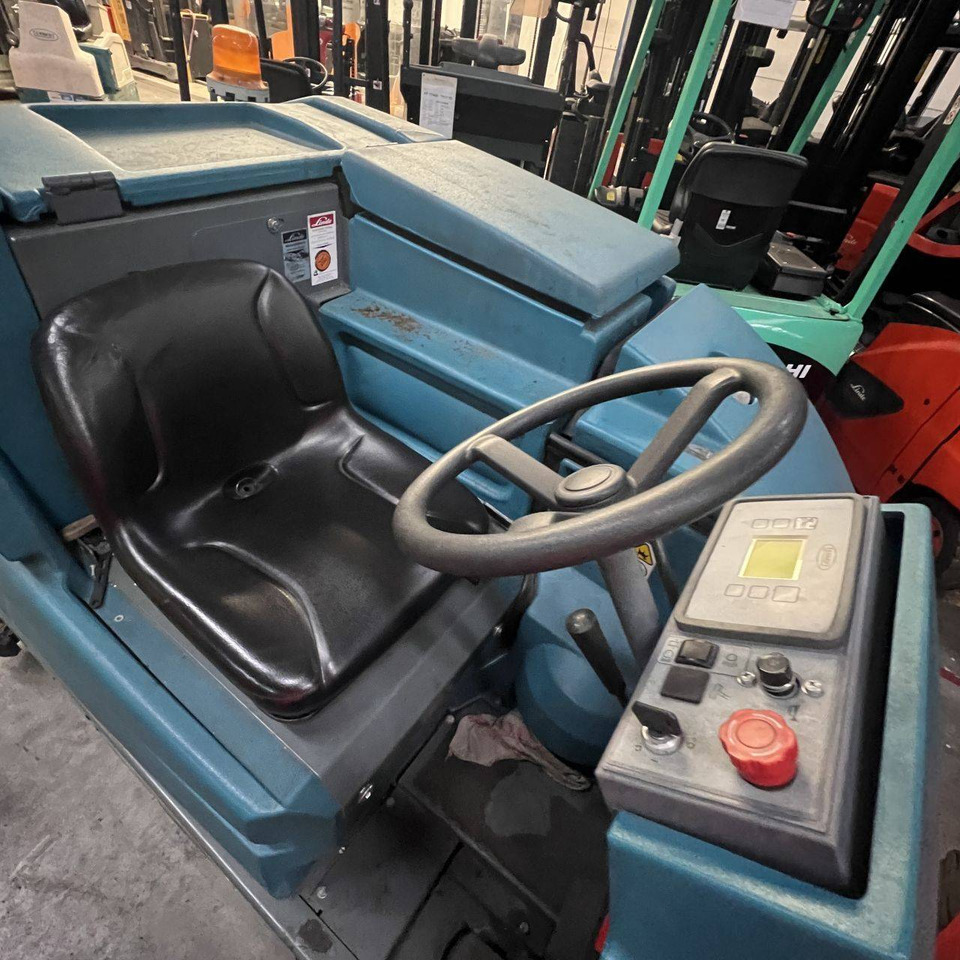 Tennant 7300 Fast - Fregadora: foto 5 Tennant 7300 Fast - Fregadora: foto 5