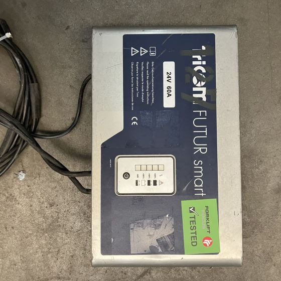 Sistema eléctrico para Equipo de manutención Tricom 24V/60A: foto 1