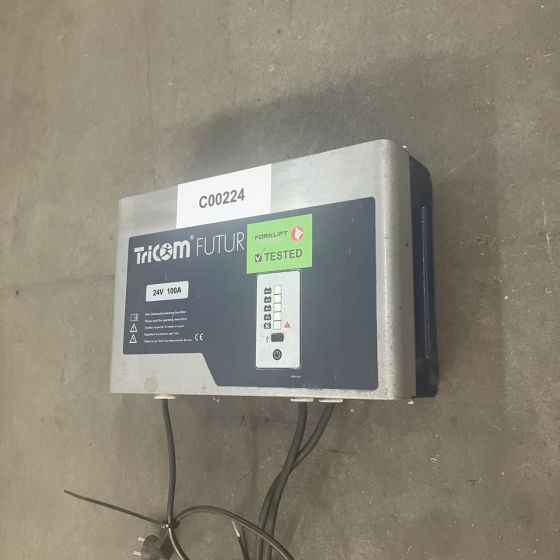 Tricom E230 G24/100B30-Fp Futur - Sistema eléctrico para Equipo de manutención: foto 1 Tricom E230 G24/100B30-Fp Futur - Sistema eléctrico para Equipo de manutención: foto 1