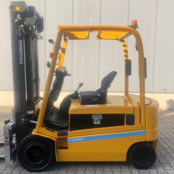 Unicarriers EH30L (G1Q2L30Q) - Carretilla elevadora eléctrica: foto 2 Unicarriers EH30L (G1Q2L30Q) - Carretilla elevadora eléctrica: foto 2