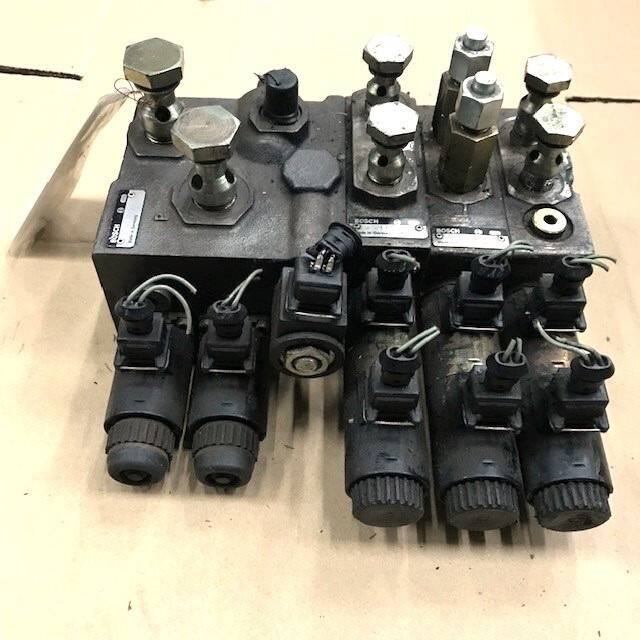 Valve Block for Still R60-30,R60-35, R60-40, R60-45, R60-50 - Válvula hidráulica para Equipo de manutención: foto 1 Valve Block for Still R60-30,R60-35, R60-40, R60-45, R60-50 - Válvula hidráulica para Equipo de manutención: foto 1