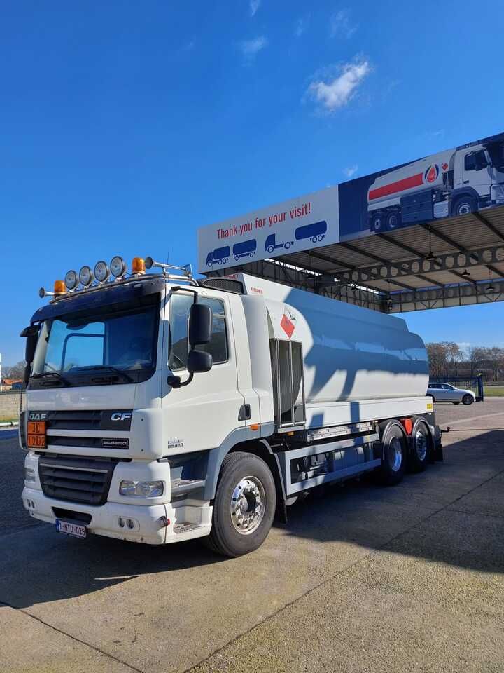 DAF FAN CF85 - Camión cisterna: foto 4 DAF FAN CF85 - Camión cisterna: foto 4