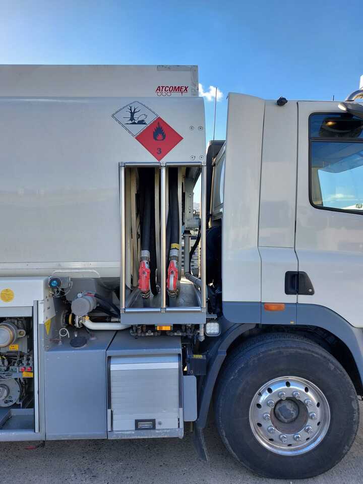 DAF FAN CF85 - Camión cisterna: foto 2 DAF FAN CF85 - Camión cisterna: foto 2