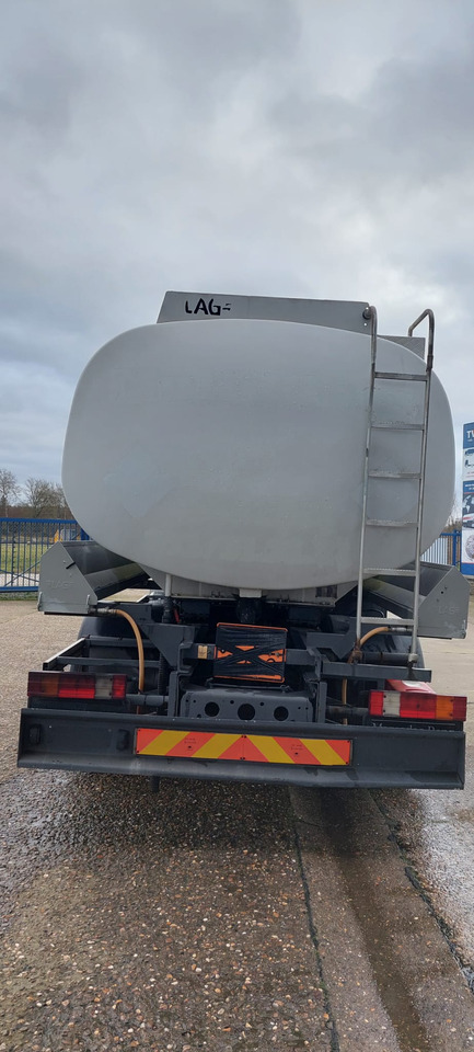 Camión cisterna MERCEDES: foto 9