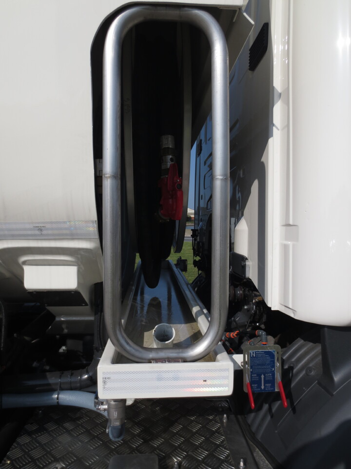 SCANIA G370 - Camión cisterna: foto 4 SCANIA G370 - Camión cisterna: foto 4