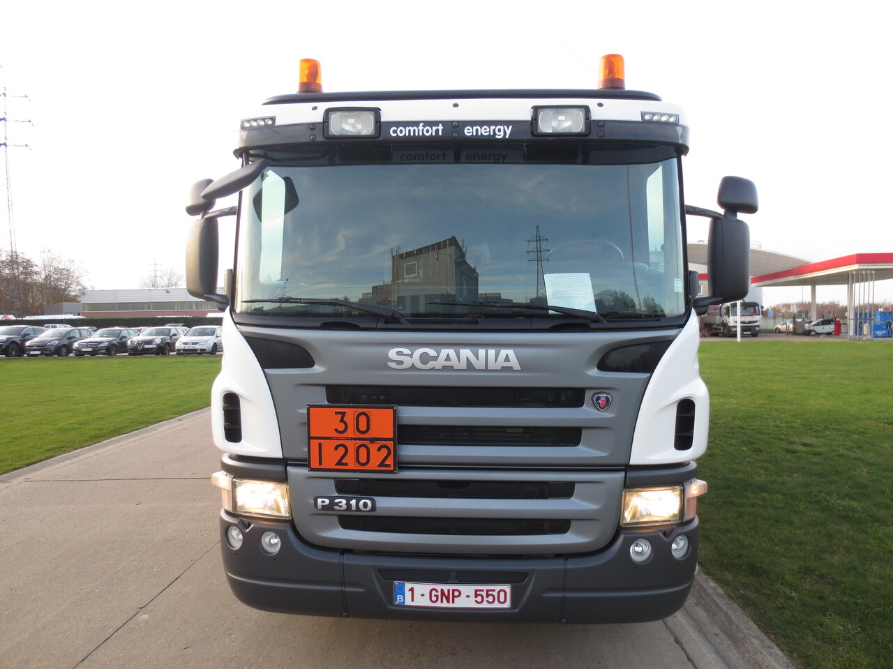 Camión cisterna Scania P310: foto 6