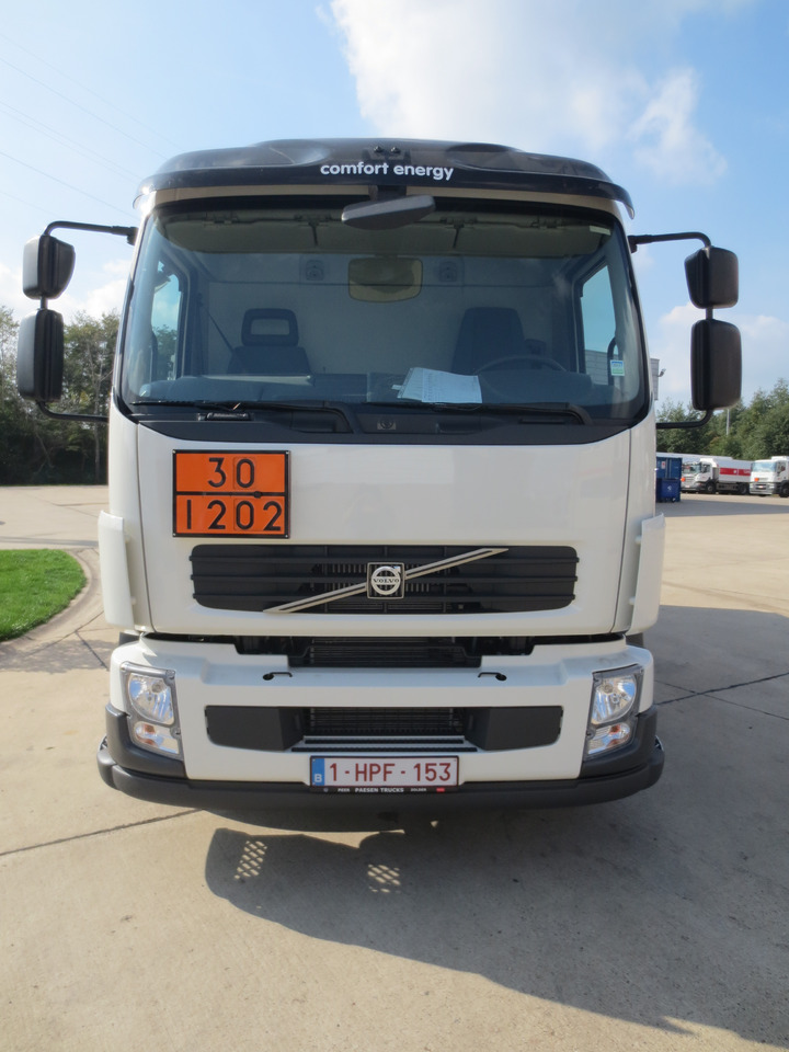 VOLVO FL - Camión cisterna: foto 3 VOLVO FL - Camión cisterna: foto 3