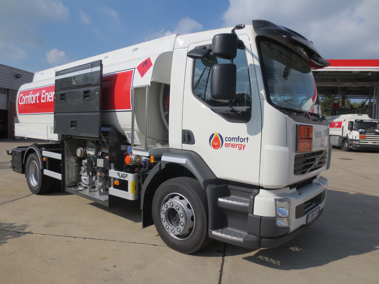 VOLVO FL - Camión cisterna: foto 4 VOLVO FL - Camión cisterna: foto 4