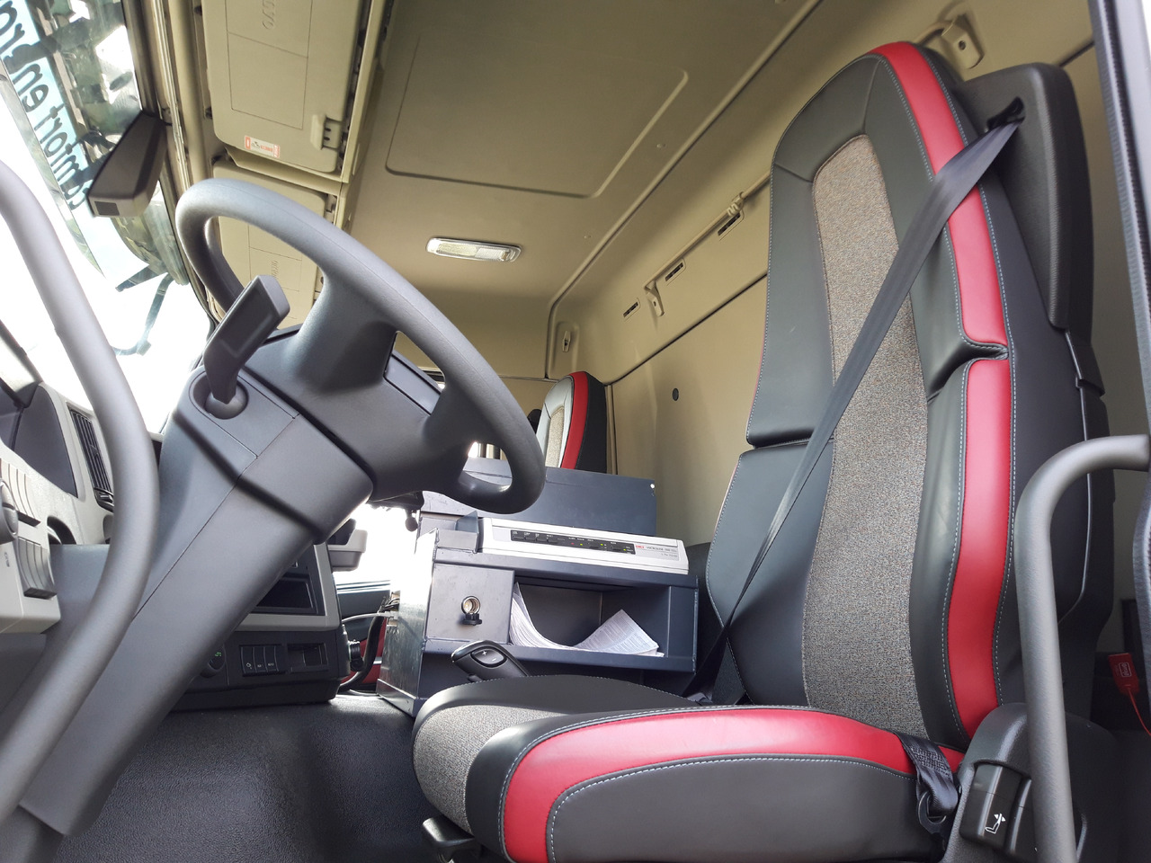 VOLVO FM - Camión cisterna: foto 5 VOLVO FM - Camión cisterna: foto 5