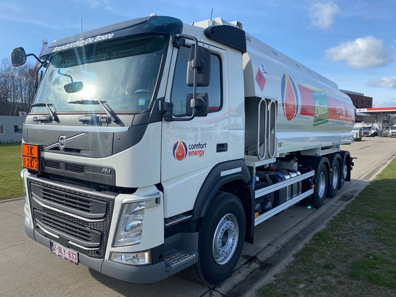 VOLVO FM430HP - Camión cisterna: foto 1 VOLVO FM430HP - Camión cisterna: foto 1