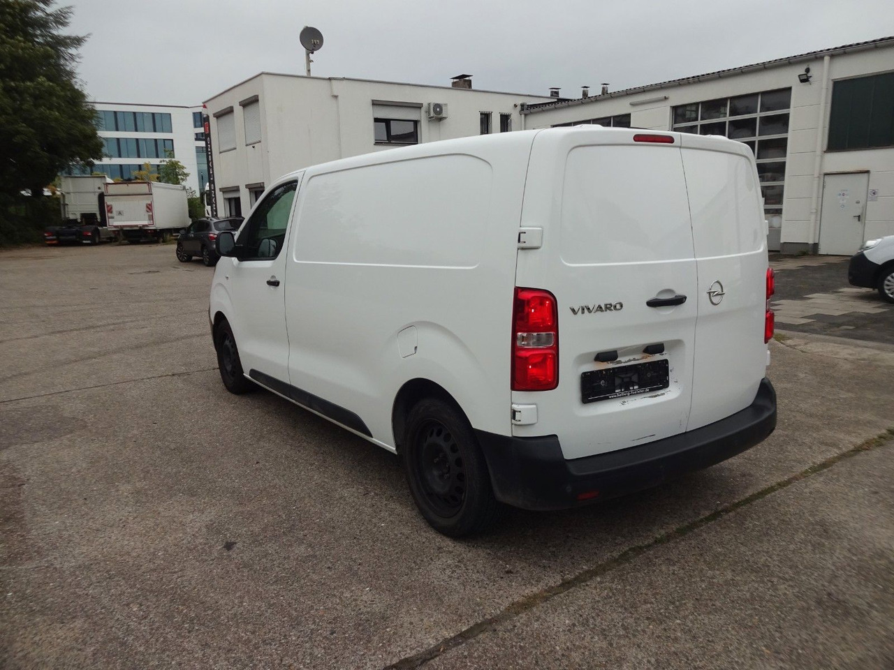 Opel Vivaro Kasten L1H1, Klima, PDC, - Furgoneta pequeña: foto 4 Opel Vivaro Kasten L1H1, Klima, PDC, - Furgoneta pequeña: foto 4