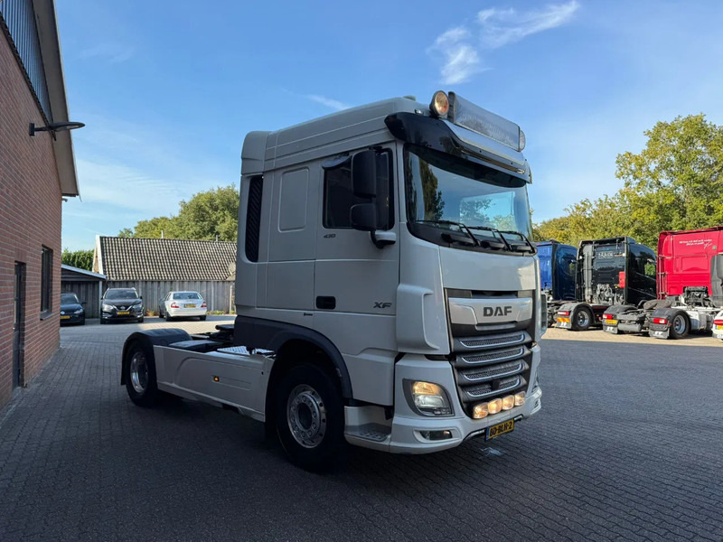 DAF XF 430 MX 13 4X2 Space Cab Standairco Alcoa NL Truck - Cabeza tractora: foto 4 DAF XF 430 MX 13 4X2 Space Cab Standairco Alcoa NL Truck - Cabeza tractora: foto 4