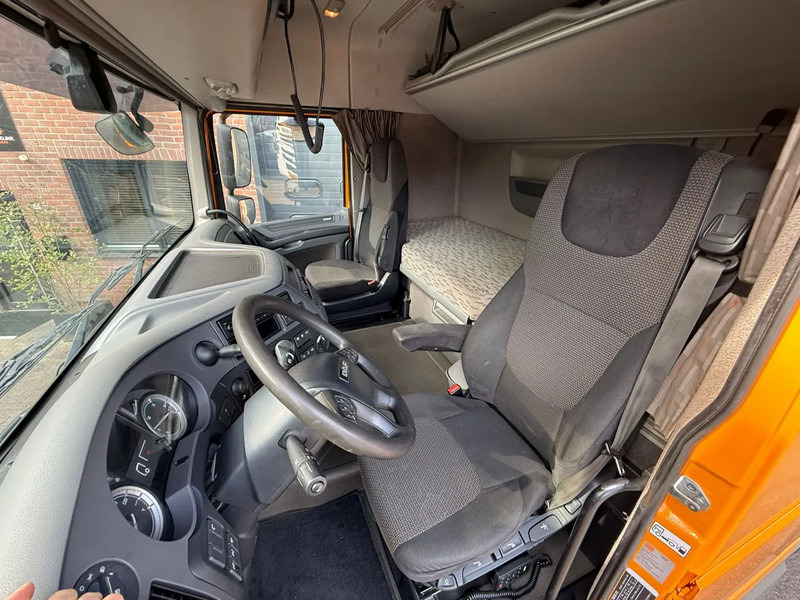 DAF XF 440 Space Cab 612.911KM 9T Vooras! Hydraulic NL Truck APK/TUV 01-2026 - Cabeza tractora: foto 5 DAF XF 440 Space Cab 612.911KM 9T Vooras! Hydraulic NL Truck APK/TUV 01-2026 - Cabeza tractora: foto 5