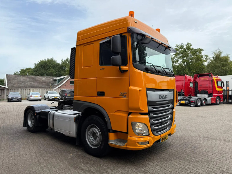 DAF XF 440 Space Cab 612.911KM 9T Vooras! Hydraulic NL Truck APK/TUV 01-2026 - Cabeza tractora: foto 2 DAF XF 440 Space Cab 612.911KM 9T Vooras! Hydraulic NL Truck APK/TUV 01-2026 - Cabeza tractora: foto 2