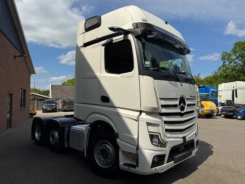 Mercedes-Benz Actros 2545 6X2 Gigaspace Gestuurde voorloopas NL Truck 327.240KM - Cabeza tractora: foto 2 Mercedes-Benz Actros 2545 6X2 Gigaspace Gestuurde voorloopas NL Truck 327.240KM - Cabeza tractora: foto 2
