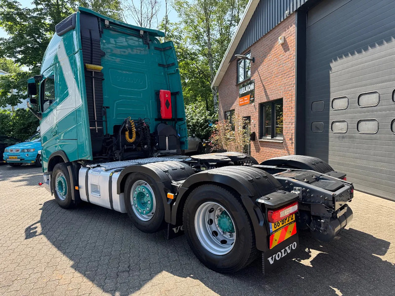 Volvo FH 500 Globetrotter XL ADR! 305.330KM! Gestuurde Voorloopas 2x tank APK 03/2026 - Cabeza tractora: foto 4 Volvo FH 500 Globetrotter XL ADR! 305.330KM! Gestuurde Voorloopas 2x tank APK 03/2026 - Cabeza tractora: foto 4