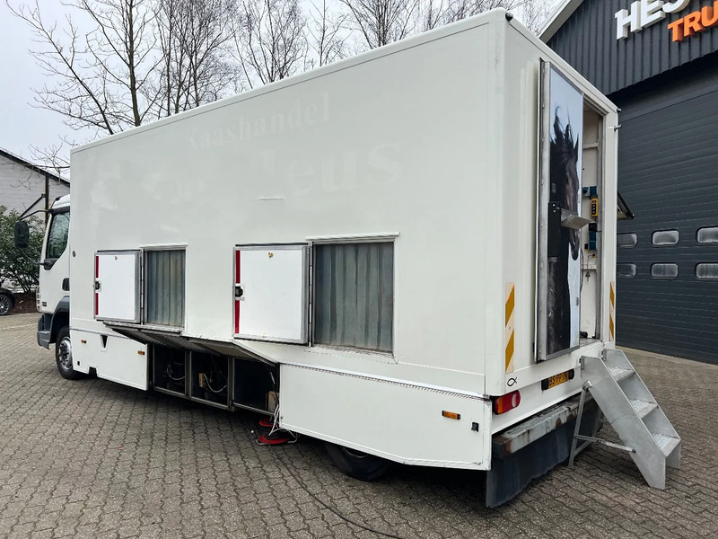 DAF LF 180 4X2 Verkoopopbouw/Verkaufsaufbau +Koeling Hydraulisch uitklapbaar - Camión tienda: foto 4 DAF LF 180 4X2 Verkoopopbouw/Verkaufsaufbau +Koeling Hydraulisch uitklapbaar - Camión tienda: foto 4