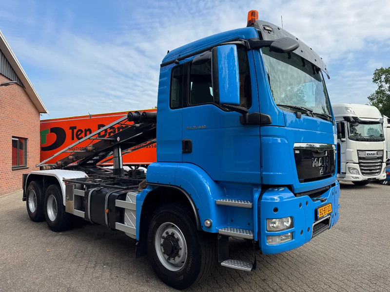 MAN TGS 26.440 6X6 30T NCH Kabel/Cable Manual EEV AHK NL Truck - Camión con equipo de cable: foto 2 MAN TGS 26.440 6X6 30T NCH Kabel/Cable Manual EEV AHK NL Truck - Camión con equipo de cable: foto 2