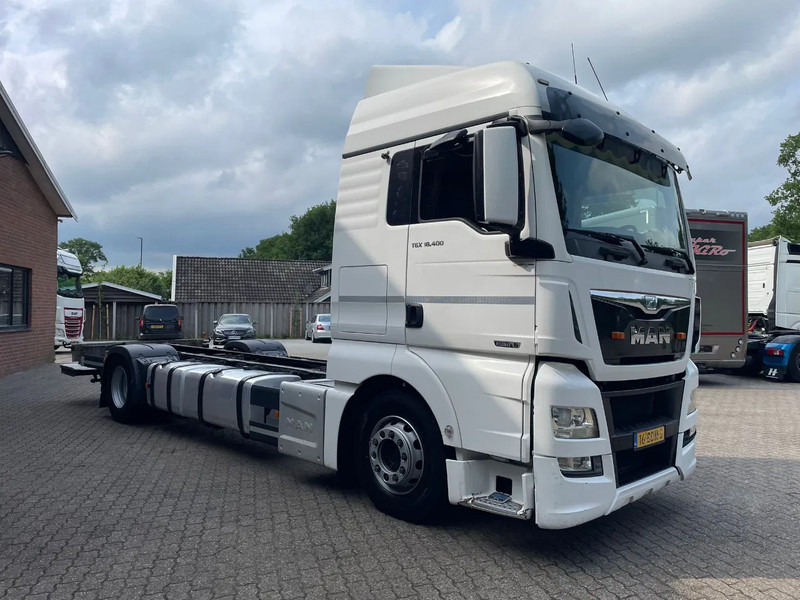 MAN TGX 18.400 XLX AHK LBW Standairco NL Truck - Camión portacontenedore/ Intercambiable: foto 2 MAN TGX 18.400 XLX AHK LBW Standairco NL Truck - Camión portacontenedore/ Intercambiable: foto 2