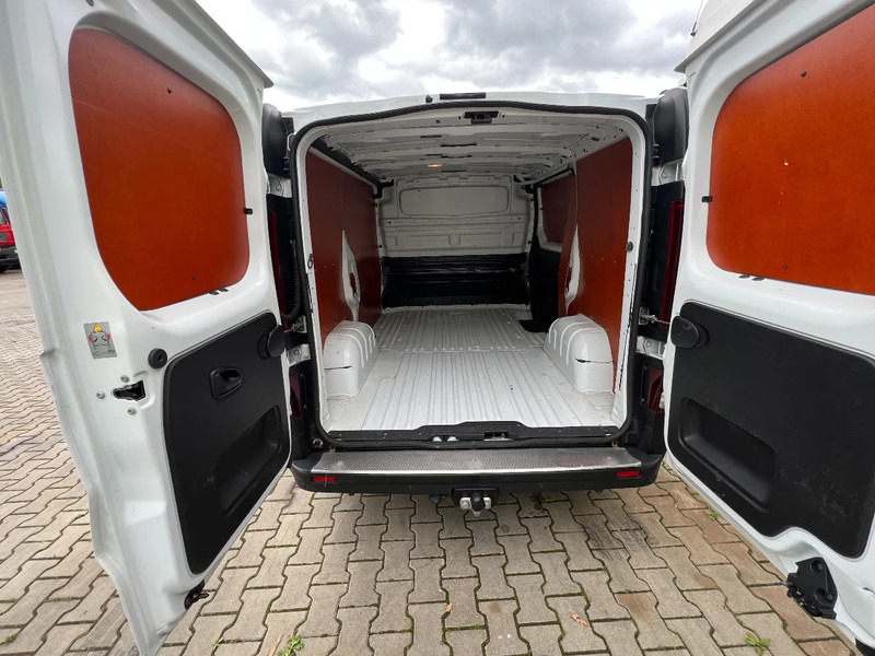 Renault Trafic 1.6 dCi L1H1 Airco/Klima Zijdeur Trekhaak EURO 6 - Furgoneta pequeña: foto 5 Renault Trafic 1.6 dCi L1H1 Airco/Klima Zijdeur Trekhaak EURO 6 - Furgoneta pequeña: foto 5