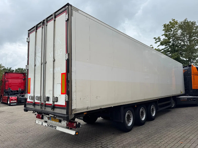 Schmitz Cargobull SKO 24 5x Meatrails Rohrbahnen Fleisch Carrier Vector 1950MT - Semirremolque isotérmico: foto 2 Schmitz Cargobull SKO 24 5x Meatrails Rohrbahnen Fleisch Carrier Vector 1950MT - Semirremolque isotérmico: foto 2