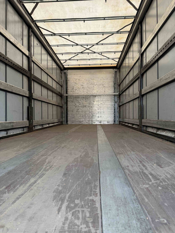Kögel BDF System 7.450 mm, Heck Portaltüren, Farbe: weißaluminium - Toldo carrocería: foto 2 Kögel BDF System 7.450 mm, Heck Portaltüren, Farbe: weißaluminium - Toldo carrocería: foto 2